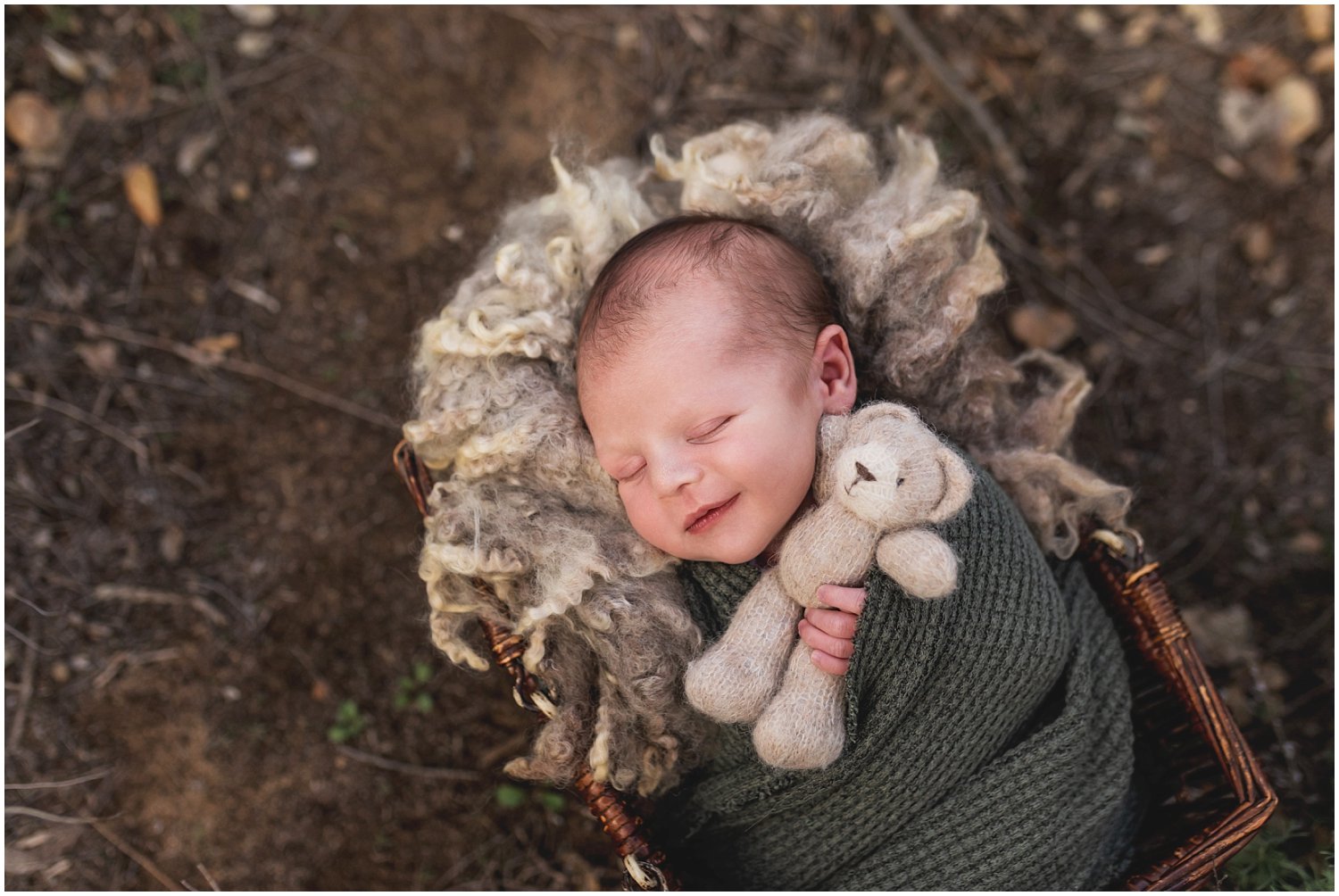 Simi Valley newborn photography by a pocket of time photography